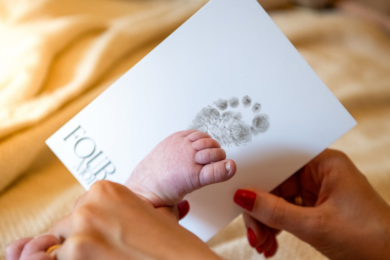 Inktloze mijlpaalkaarten set – hand- en voetafdrukken baby – EverYves